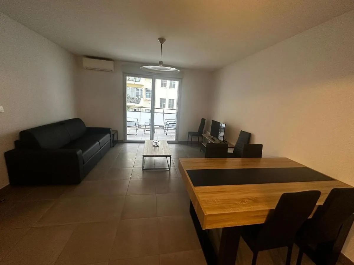 Superbe Appartement Terrasse 2P A 5 Min A Pied Du Vieux Nice, Du Port Et Du Tram 0*, Νίκαια Γαλλία